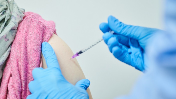Impfung: Impfungen gegen Covid-19 sind derzeit kostspieliger als die gegen die Grippe.