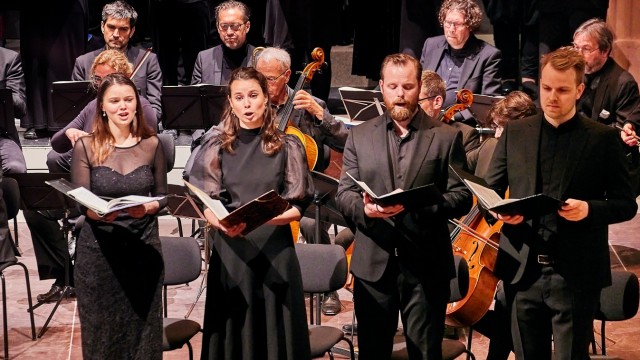 Ländliche Konzerte Penzberg: Die Solisten: Heidi Baumgartner, Valerie Pfannkuch, Nikolaus Pfannkuch und Manuel Winckhler.