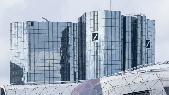 Deutsche Bank: Die Zentrale der Deutschen Bank in der Frankfurter Innenstadt.