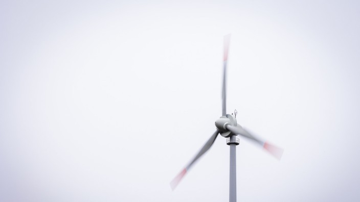 Höhenkirchner Forst: Der Genehmigungsantrag für drei Windkraftanlagen ist unterzeichnet. Jetzt sind die Fachbehörden am Zug.