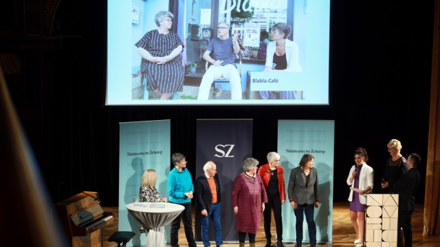 SZ-Kulturpreis Tassilo: Die Sozialpreisträger Café Blabla aus Herrsching...