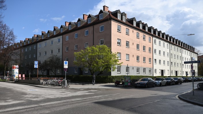 Immobilienkrise in München: Beim Hohenzollernkarree in Schwabing soll der Preis schon von 200 auf 125 Millionen Euro gefallen sein.