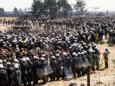 Räumung des Anti-Atom-Dorfes in Gorleben 1980, dpa