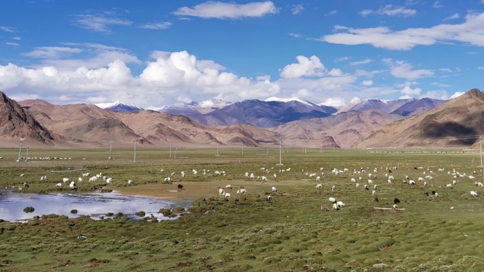 Archäologie: Noch heute karge Landschaften: die Hochebenen in Tibet.