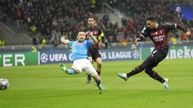 Champions League: Tor zum Hinspielsieg: Ismaël Bennacer (rechts) erzielt das 1:0 für Mailand.