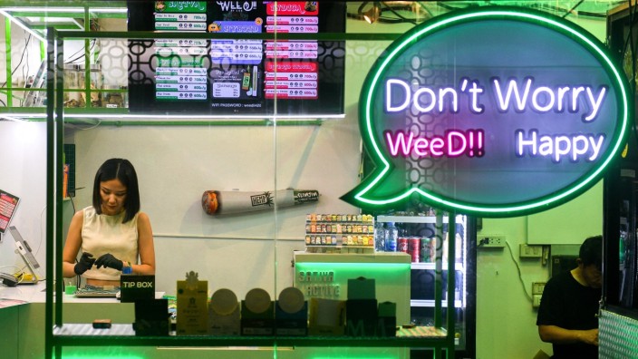 Cannabis-Legalisierung: Ein Cannabisshop auf Thailands Touristenmeile Khaosan Road