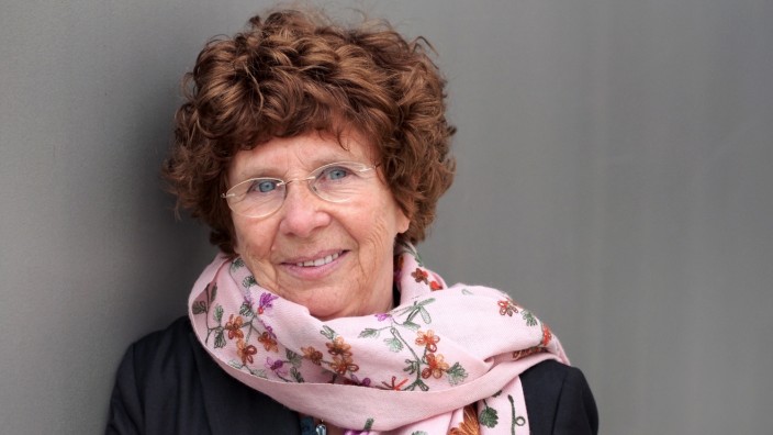Sylvie Schenks Roman "Maman": Schreibt seit 1992 auf Deutsch: die französische Schriftstellerin Sylvie Schenk.
