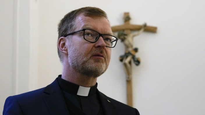 Missbrauch in der katholischen Kirche: Hans Zollner bescheinigt der Kinderschutzkommission, der er angehörte, Untätigkeit.