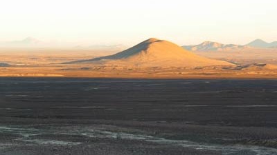 Erde extrem: Die Atacama ist eine sehr kalte Wüste. Die Jahresdurchschnittstemperatur liegt bei 19 Grad.