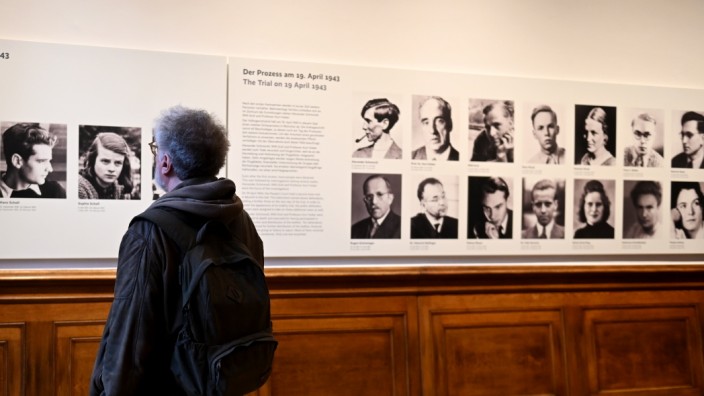 Weiße-Rose-Gedenken: In der Ausstellung im Münchner Justizpalast wird der Mitglieder der Weißen Rose gedacht - und des Unrechts, das ihnen und anderen unter der NS-Justiz angetan wurde.