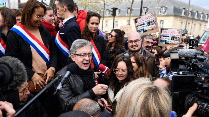 Linksbündnis Nupes: Jean-Luc Mélenchon von der linken Partei La France Insoumise bei einer Demo Anfang April in Paris. Viele seiner Partner im Bündnis Nupes finden, die radikale Partei sei zu dominant.