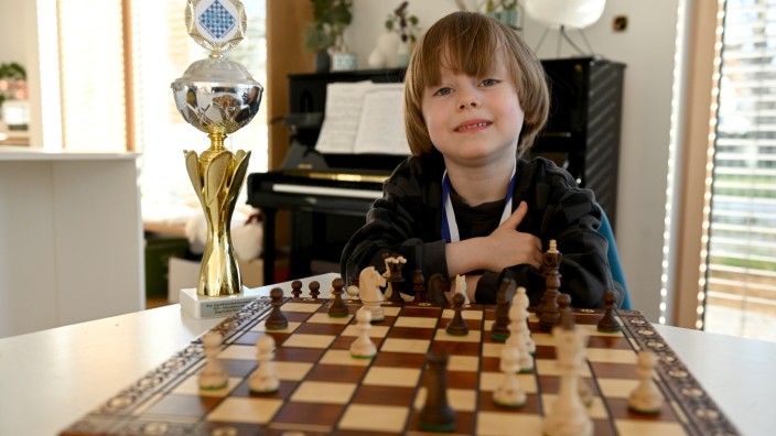 Germering: Noch steht Schach im Vordergrund für Simon Roscher, bald aber die Schule.