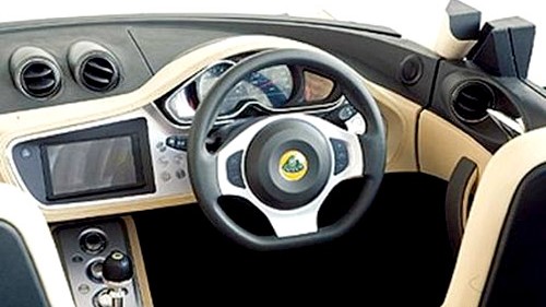London Motorshow 2008: Lotus Projekt Eagle: Für einen Lotus geradezu luxuriös: ein richtiges Cockpit mit Navigationssystem