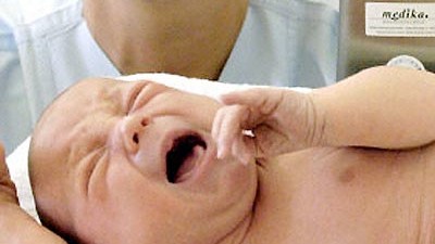 Geburt per Kaiserschnitt: Nicht immer ist der Kaiserschnitt zum Wohle der Kindes.