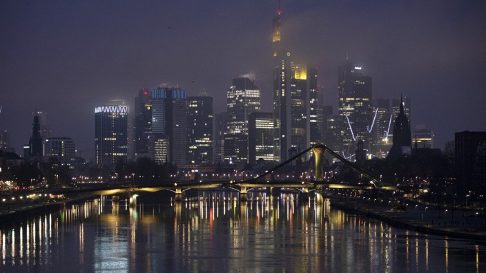 Finanzlobby: Die Heimat der Finanzwelt: Frankfurt. Durch Jobangebote bindet sie Politiker gerne an sich.