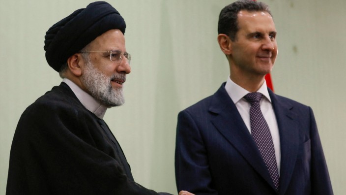 Syrien: Irans Präsident Ebrahim Raisi und der syrische Machthaber Baschar al-Assad in Damaskus.