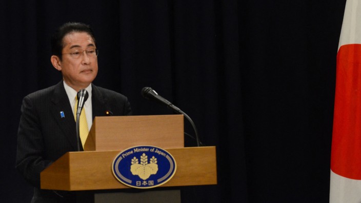Japans Premierminister Fumio Kishida wollte offiziell mehr Distanz zur Vereinigungskirche, aber die Bemühungen waren nur halbherzig.