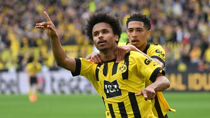 Titelkampf in der Bundesliga: Zwei entscheidende Spieler von Borussia Dortmund gegen den VfL Wolfsburg: Karim Adeyemi (links) und Jude Bellingham.