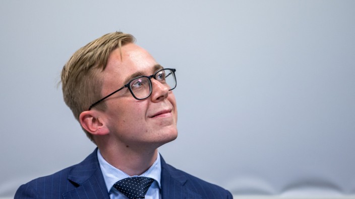 Insolvenz: Der CDU-Politiker Philipp Amthor war 2020 aufgrund seiner Tätigkeit für Augustus ins Zentrum einer Lobbyismusaffäre geraten.