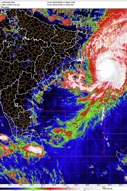 Aktuelles Lexikon: This satellite image provided by India Meteorological Department shows storm Mocha intensify into a severe cyclonic storm. Bangladesh and Myanmar braced Sunday as a severe cyclone started to hit coastal areas and authorities urged thousands of people in both countries to seek shelter. (India Meteorological Department via AP)
