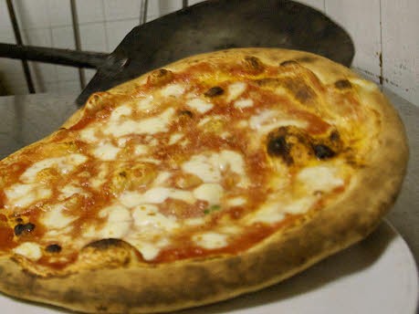 Pizza; AFP