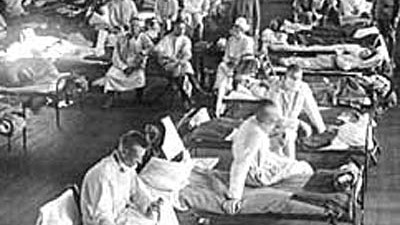 Spanische Grippe: Die spanische Grippe kostete Millionen Menschen das Leben. Vielerorts mussten Notkrankenhäuser eingerichtet werden, so auch 1918 in Fort Riley, Kansas.