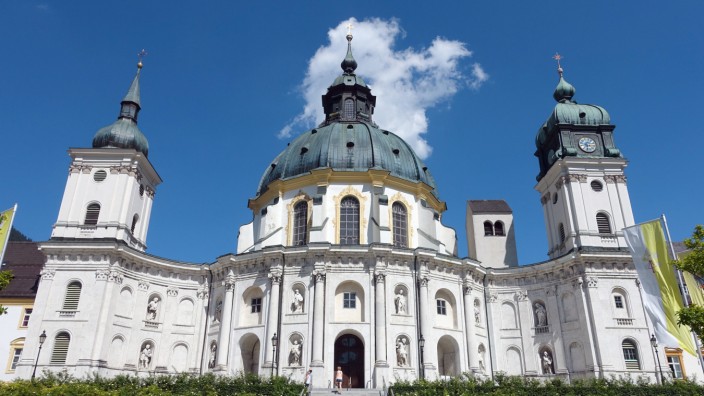 Unter Bayern: Ist da auch drin, was drauf ist? Das ist die Frage, wenn mit Kloster Ettal geworben wird.
