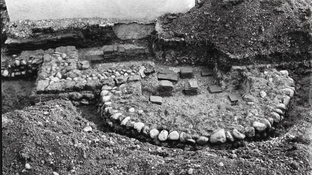 Freizeit im Fünfseenland: Die Überreste der römischen Therme wurden in den 1930er-Jahren entdeckt. Zu sehen ist hier das "Caldarium", quasi das Wärmebecken der Therme.