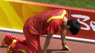 Olympische Spiele in Peking: "Auch ein Held kann mal verletzt sein." Nach dem Aus von Liu Xiang sahen das nicht alle Chinesen so.