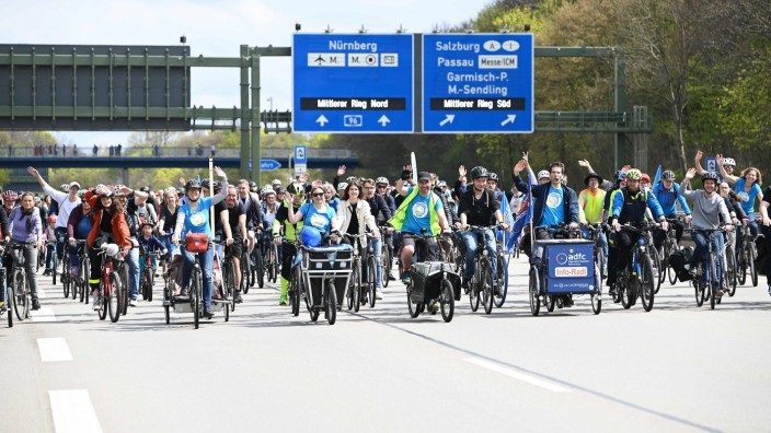 Verkehrspolitik in München: Die Radsternfahrt, eine der jüngsten Aktionen des ADFC - doch reicht das?