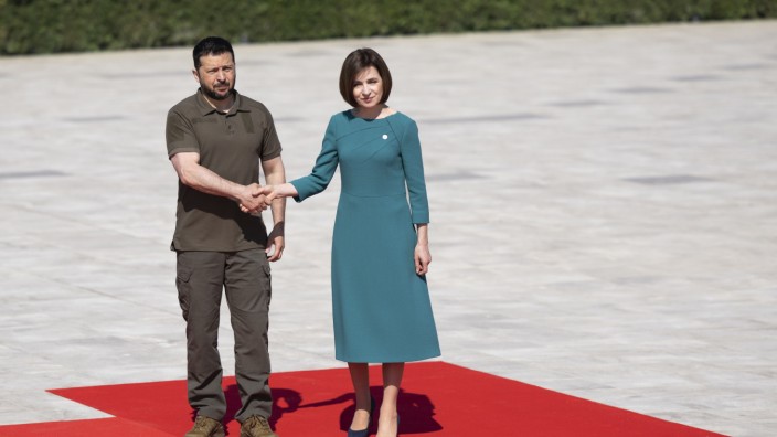 Diplomatie: Moldaus Präsidentin Maia Sandu empfängt Wolodimir Selenskij vor dem Schloss Mimi in Bulboaca.