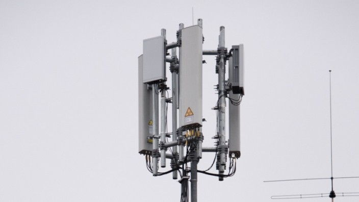 Technik: O2 hat in Bad Heilbrunn einen Standort für 5G-Mobilfunknetzwerk eröffnet.