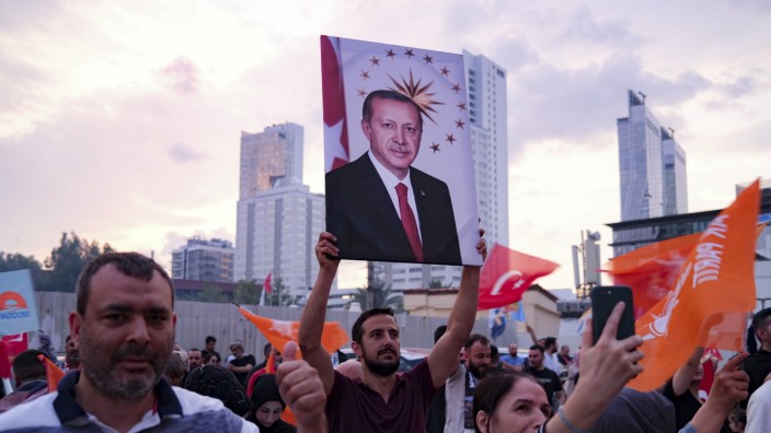 Korrespondenten und ihre Prognosen: Erdoğan-Anhänger nach dem Wahlsieg.