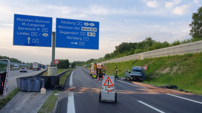 Am Montagvormittag: Die Eschenrieder Spange Richtung München ist am Montag nach einem Unfall für Stunden gesperrt.