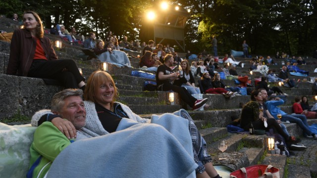 Kino: "Kino Mond und Sterne" im Westpark ist das älteste Münchner Open-Air-Kino.