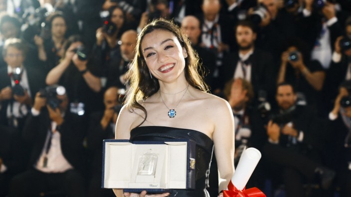 Cannes-Preisträgerin Merve Dizdar: Sie war eine der Gewinnerinnen von Cannes: Merve Dizdar, die als beste Schauspielerin ausgezeichnet wurde, nach dem Ende des Festivals.