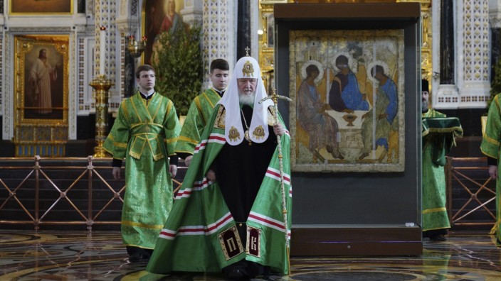 Ikone von Andrej Rubljow: Patriarch Kyrill feiert am Sonntag den orthodoxen Pfingst-Gottesdienst in der Moskauer Erlöser-Kathedrale - neben Andrej Rubljows Ikone "Heilige Dreifaltigkeit".
