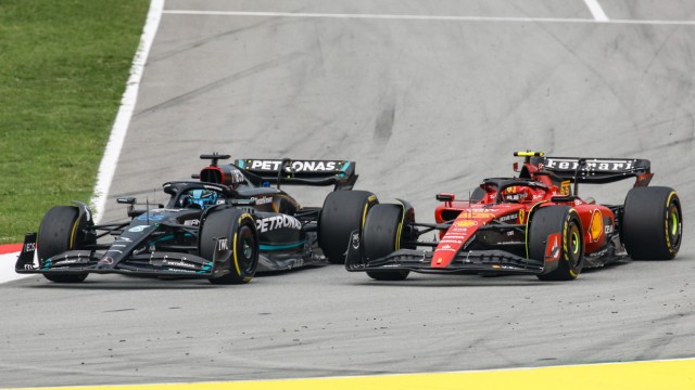 Formel 1: Schneller als Ferrari und wieder Zweiter in der Konstrukteurswertung - Mercedes und George Russell (links) haben sich zurückgemeldet.