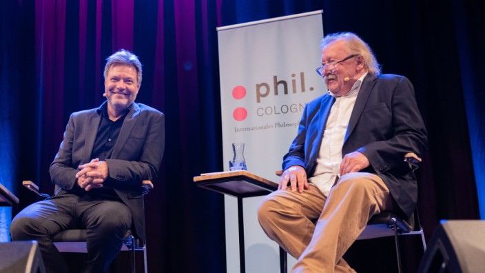 Phil.Cologne: "Nein, nein": Robert Habeck (links) und Peter Sloterdijk.