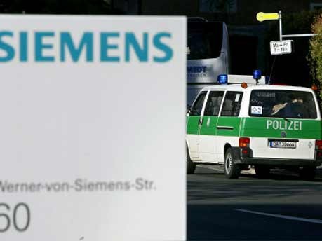 Razzia bei Siemens; dpa