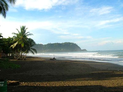 Strand von Quepos an der Pazifikküste