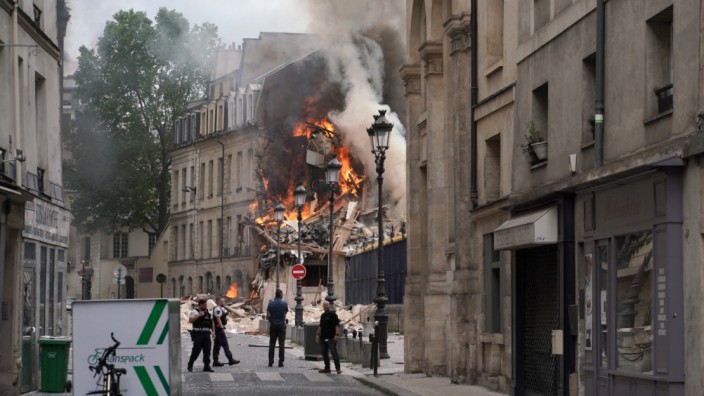 Frankreich: Feuer an der Place Alphonse Laveran im fünften Arrondissement.