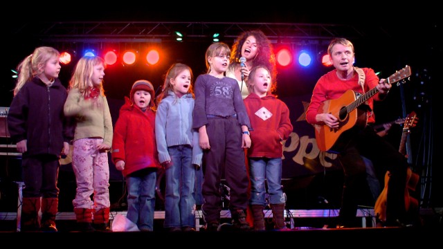 Oberbayerischer Kulturpreis: Dieses Foto stammt aus dem Jahr 2005 - doch geändert hat sich seitdem nicht viel: "Sternschnuppe" macht immer noch Musik für Kinder.