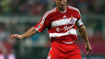 FC Bayern München: Mark van Bommel spricht gleich mehrere Sprachen fließend - ein großer Vorteil im internationalen Bayern-Team.