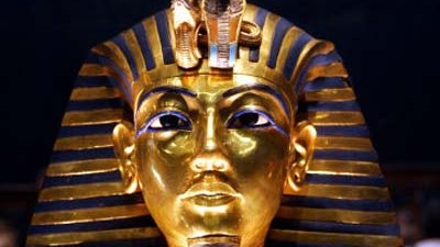 Archäologie: Eine der berühmtesten Mumien der Welt steckte hinter dieser Maske: Tutanchamun. Rühli entdeckte bei dem Pharao einen gebrochenen Oberschenkelknochen.