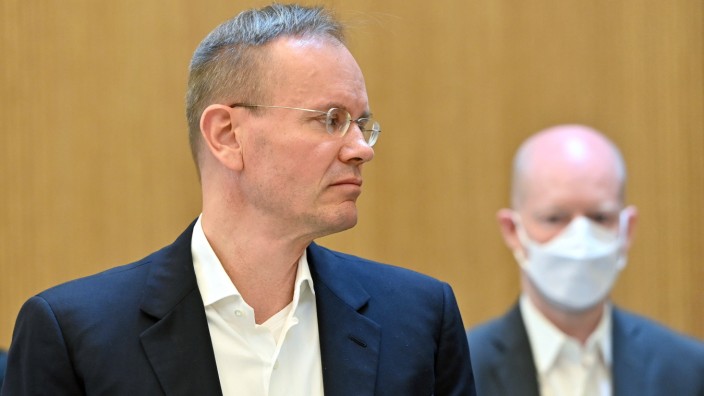 Wirecard-Prozess: Markus Braun kämpft vor Gericht für seine Freilassung - und gegen seinen früheren Untergebenen und heutigen Mitangeklagten Oliver Bellenhaus (im Hintergrund).