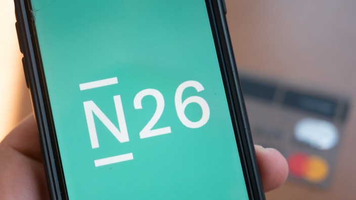 Fintech: Die Smartphone-Bank N26 wird den Sonderbeauftragten der Bafin und andere Einschränkungen nicht los.