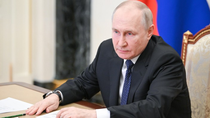 Liveblog zum Krieg in der Ukraine: "Natürlich wird es von Seiten Russlands eine Antwort geben": Russlands Präsident Wladimir Putin.
