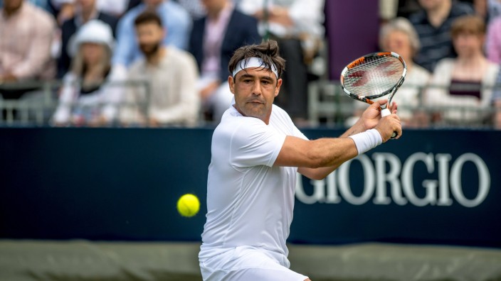 Tennis: Vom Legendenspiel in Wimbledon flugs mal ins Rottal: Auf Marcos Baghdatis, die ehemalige Nummer acht der Welt, kann sich der TC Pfarrkirchen seit Jahren verlassen.