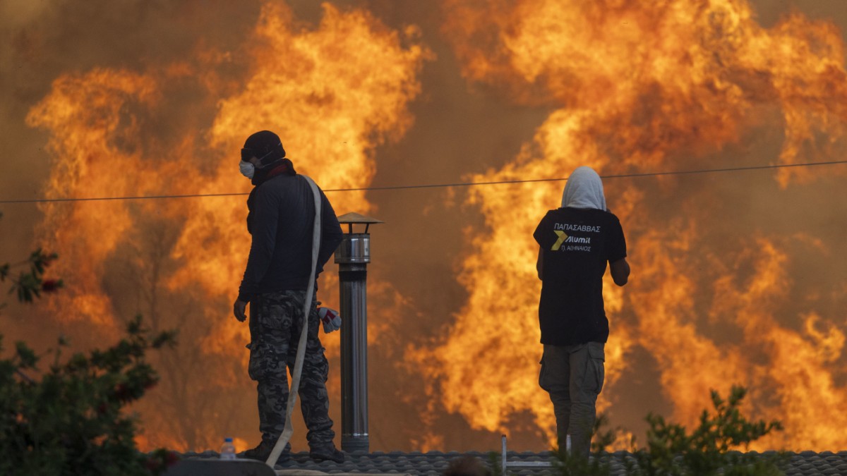 Pesawat pemadam kebakaran jatuh di Yunani – dua pilot tewas – panorama
